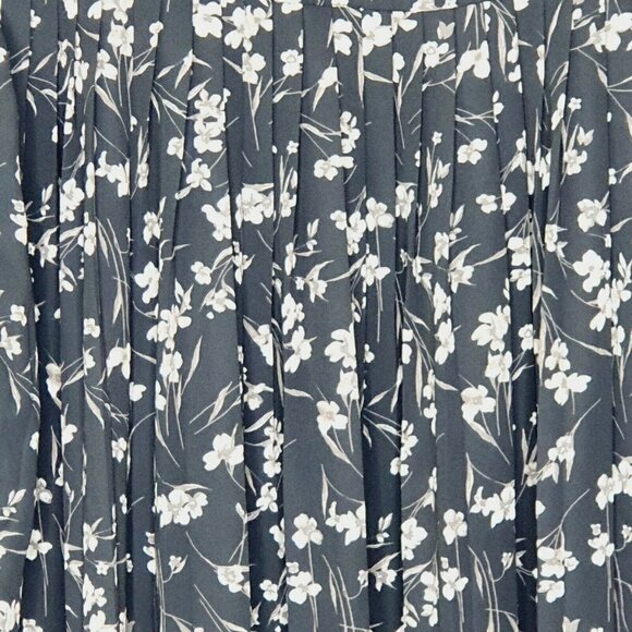 Daniel Rainn V Neck Black Floral Stretch Pleated Back 3/4 Sleeve Blouse L - Picture 5 of 9